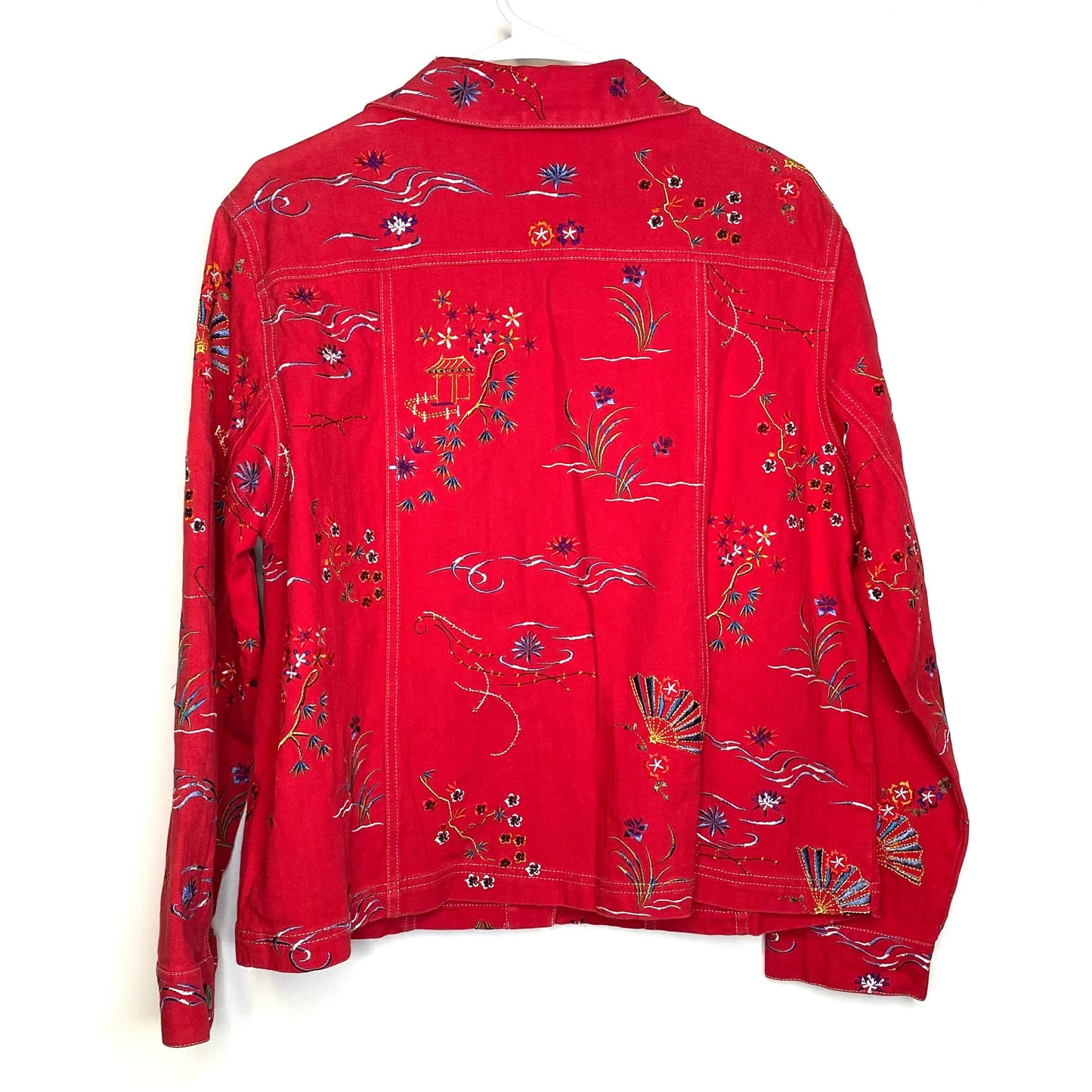 GW Jeans Women's Red Floral Denim Jacket – Pre-Owned, Perfect for Casual Spring/Summer/Fall Wear – Size L