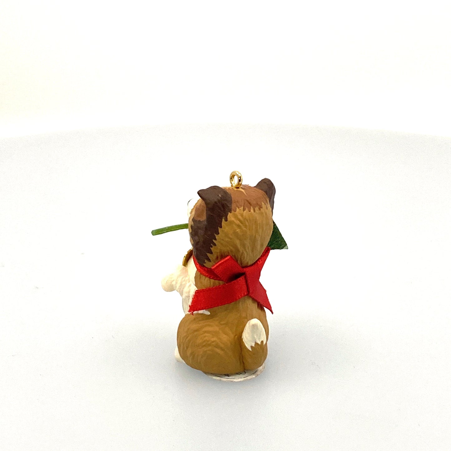 Hallmark Keepsake Christmas Tree Holiday Ornament Puppy Love 2001