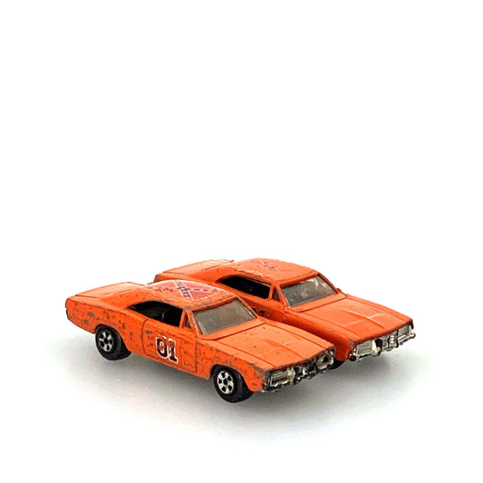 The Dukes of Hazzard General Replica Model Toy Car (2) 1981 ERTL 1:64 Diecast Lot ‘D’