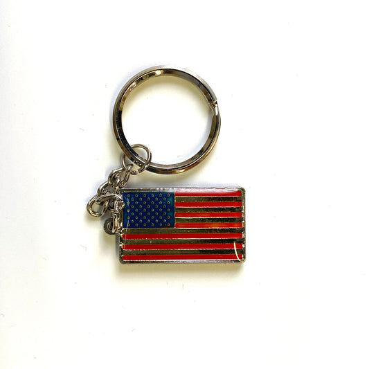 Vintage UNITED STATES OF AMERICA Flag Enamel Souvenir Keychain Key Ring Metal Multicolor