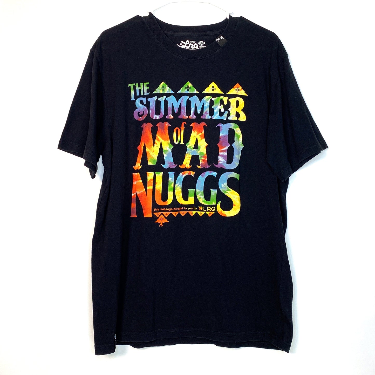 LRG Premium Fit Mens Size M Black Graphic T-Shirt “Summer of Mad Nuggs” S/s